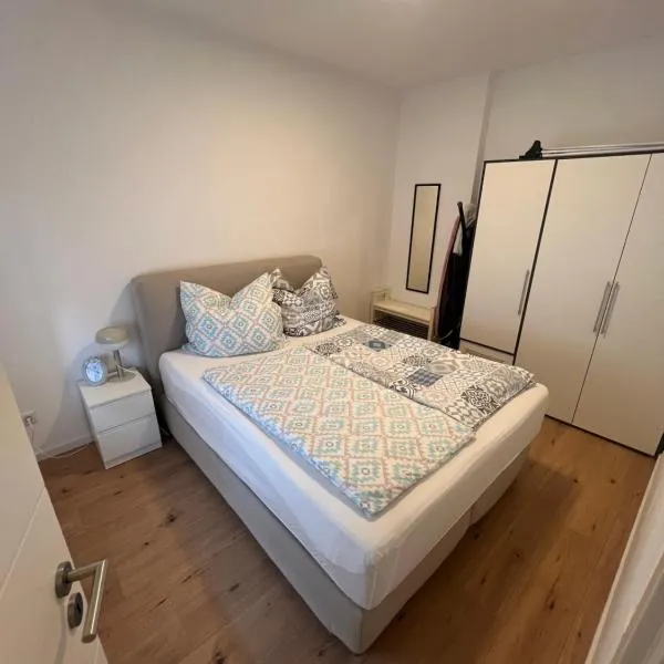 Sleep & Go Deluxe 2 Apartment nähe Düsseldorf, hotel in Krefeld