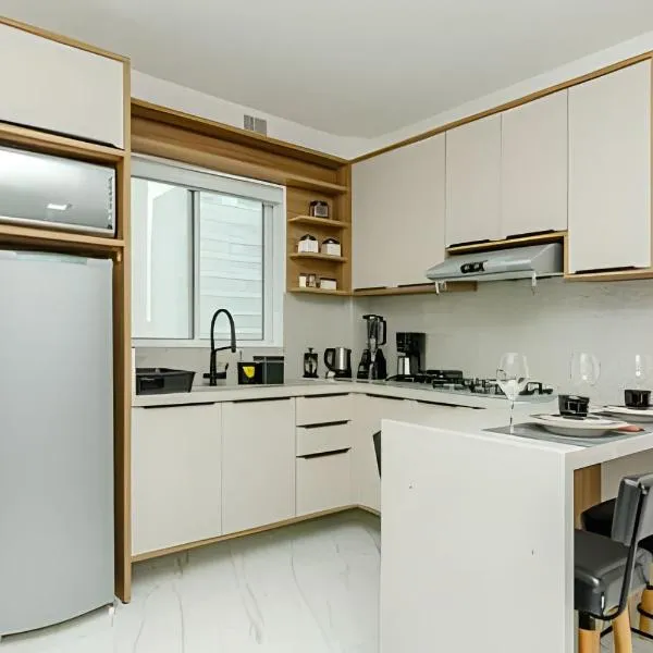Studio 25º A, Sacada e Linda Vista by UROOMS, hotel in Curitiba