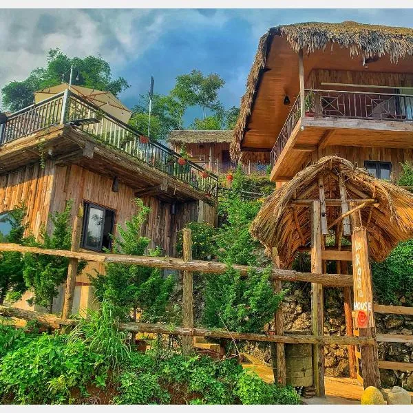 La Rosa House, hotel in Sa Pả