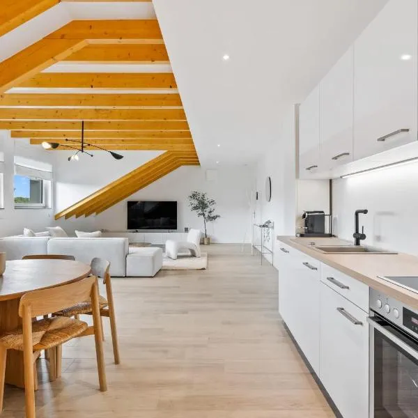 Modern 2BR Elegance in Bivange Residence, hotel in Roeser