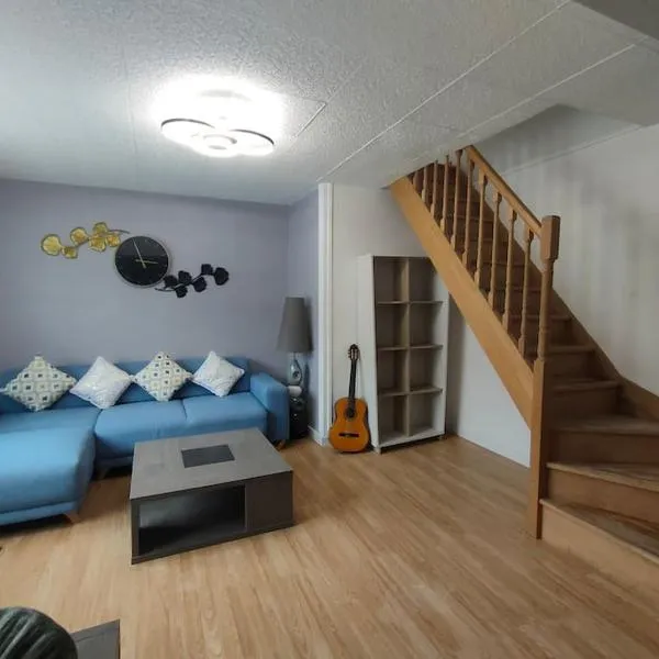 Maison familiale Cherbourg-ping pong-baby foot, hotel v destinaci Cherbourg en Cotentin