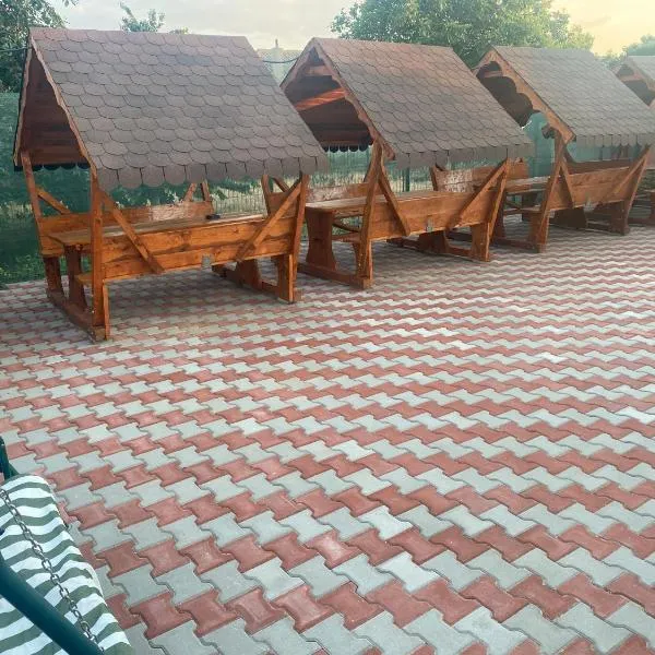 Casa Laura, hotel v mestu Corbu