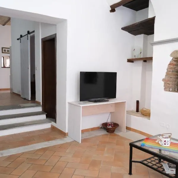 Il Gelsomino- appartamento in centro storico, hotel v destinácii Umbertide