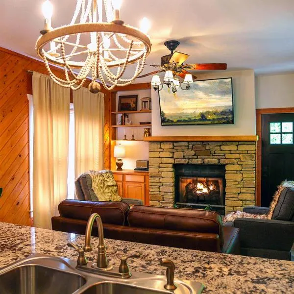 3 minutes to posh Downtown or majestic Dry Falls, hotel v destinaci Highlands