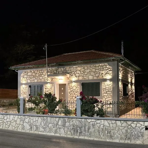 Tatiana's House, hotel di Perama