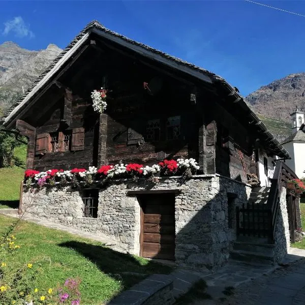Casa Vacanza Ai Ponti, hotel v destinaci Alpe Devero