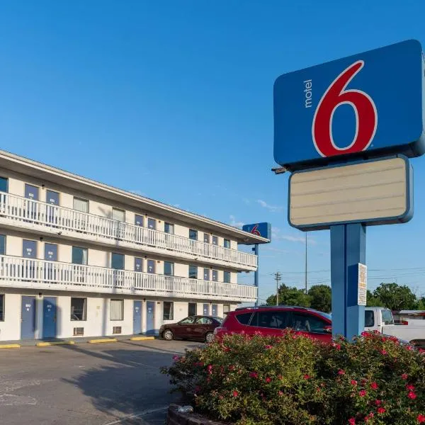 Motel 6-Cincinnati, OH, hotel v destinaci Cincinnati