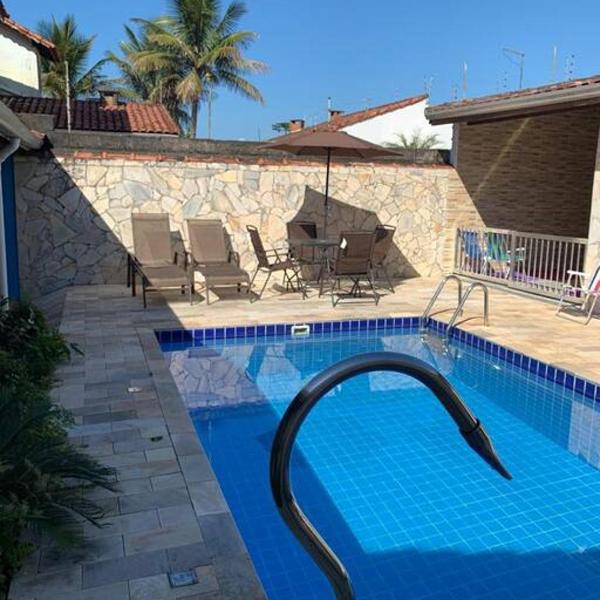 Casa com piscina a 300 metros do Mar - Foto 4