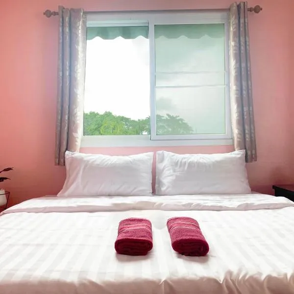 Lake Home Trat, hotel v destinaci Trat