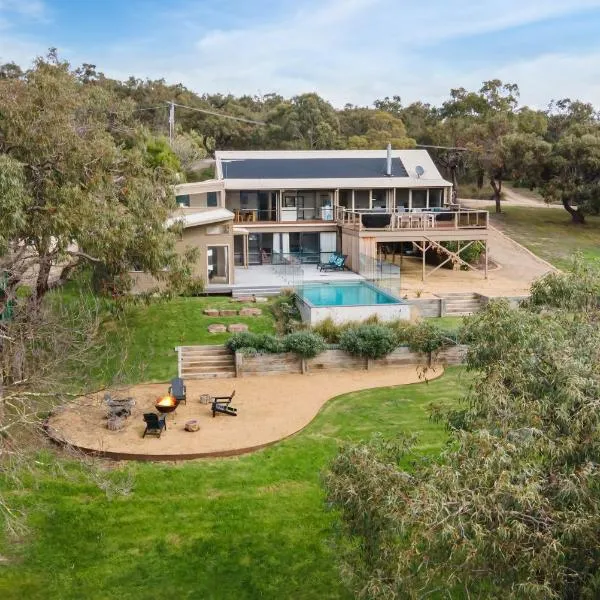 Long View - Heated Pool in Red Hill, hotel u gradu 'Red Hill'