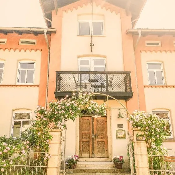 Dorfschänke DEGGENDORF Hotel & Apartmenthaus, hotel v destinaci Deggendorf