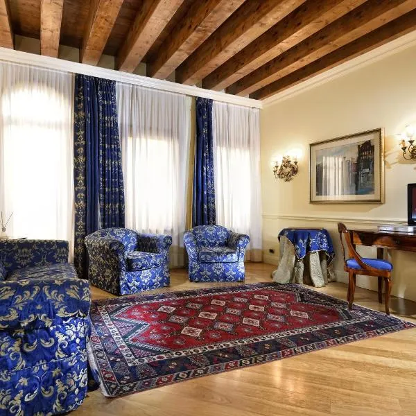 Suites Torre Dell'Orologio, hotel en Venecia