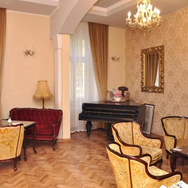 Guest House Anna Caffe, hotel in Bezdan