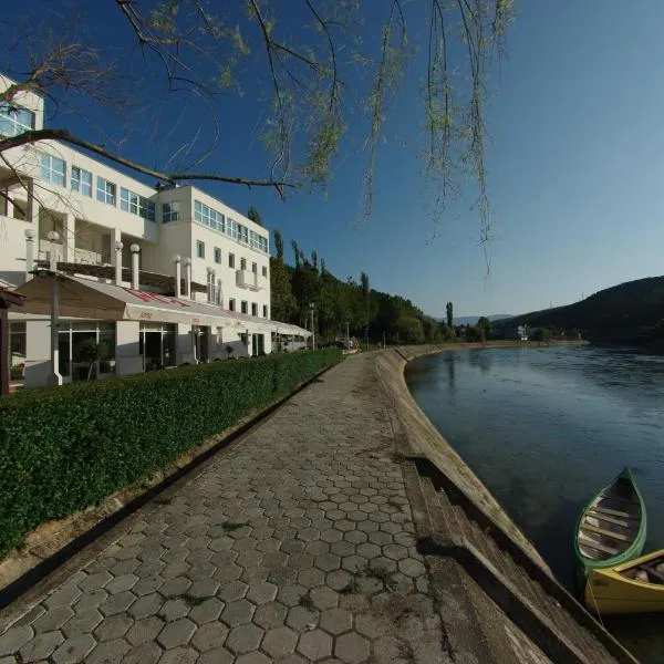 Hotel Sv. Mihovil, hotel in Prisoje