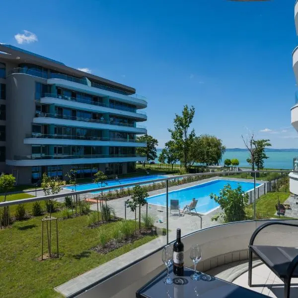MyFlat Wave Yacht Apartment, hotel en Siófok