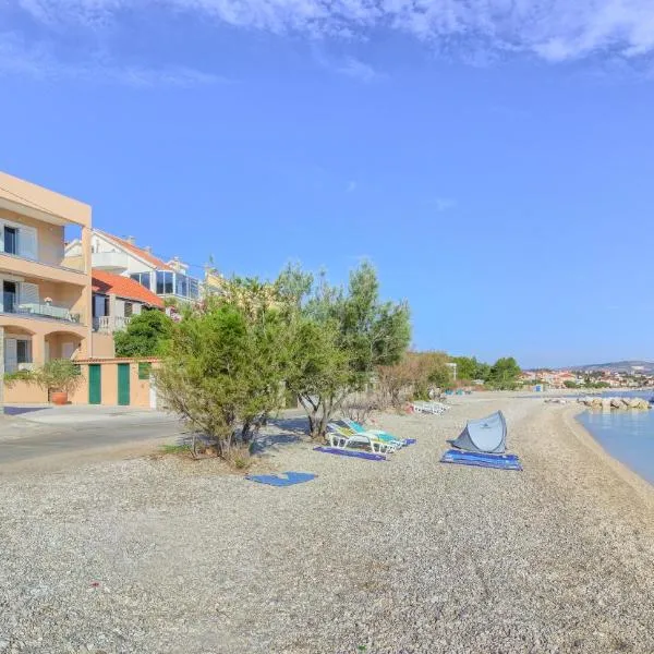 Villa ARIJANA -MORE、スラティネのホテル