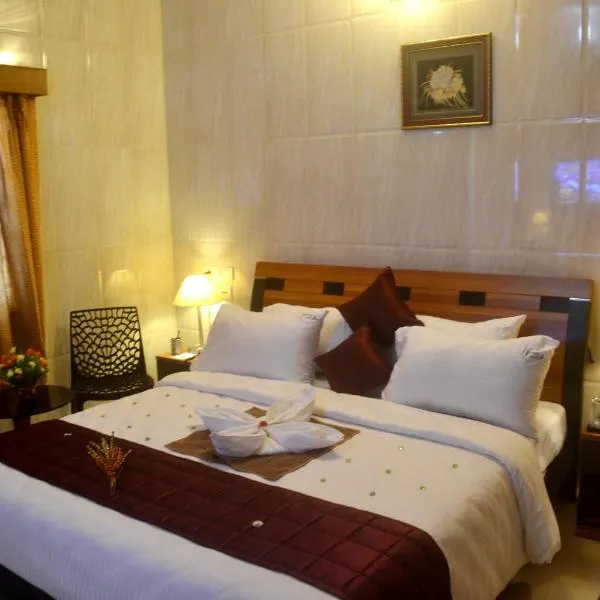 Peace Inn Chennai, hotel v destinaci Pādiyanallūr