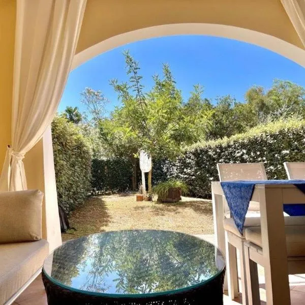 Le Residenze sul mare B6, hotel a Porto Ottiolu