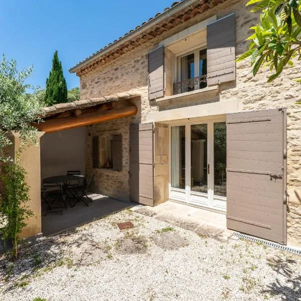 Le Mazet de Cabrières-d'Avignon, hotel em Saumane-de-Vaucluse