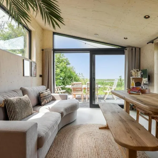 Hello Zeeland - Tiny House Zeeuwse Liefde 12、ヴェストカペレのホテル