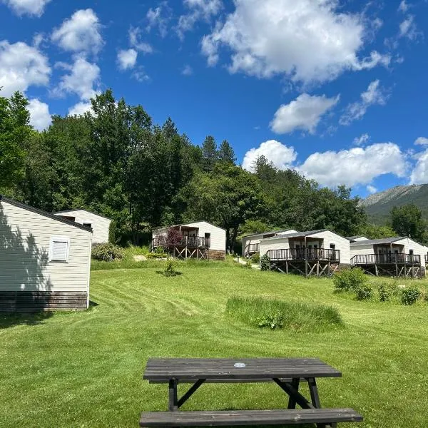 Camping Les Framboiseilles, hotel v destinaci Castellane
