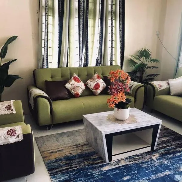 Putri Homestay Bungalow at UMK Pengkalan Chepa, hotel in Kota Bharu