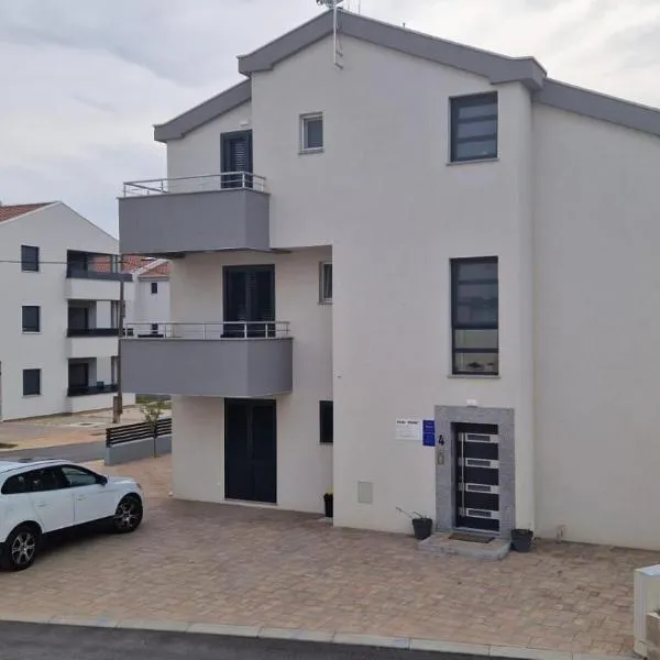 Villa Toni II, hôtel à Biograd na Moru