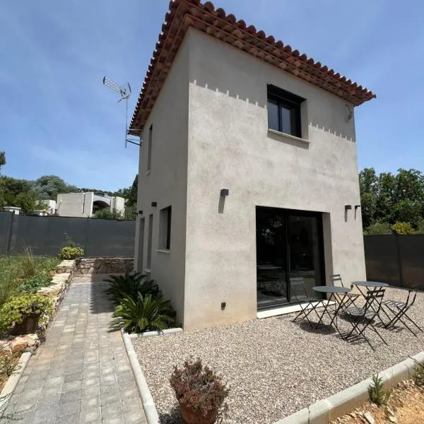 Petite villa paisible, hotel in Hyères