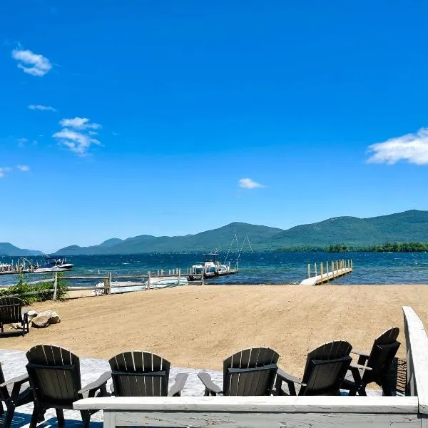 Waters Edge Lodge, hotel en Lake George