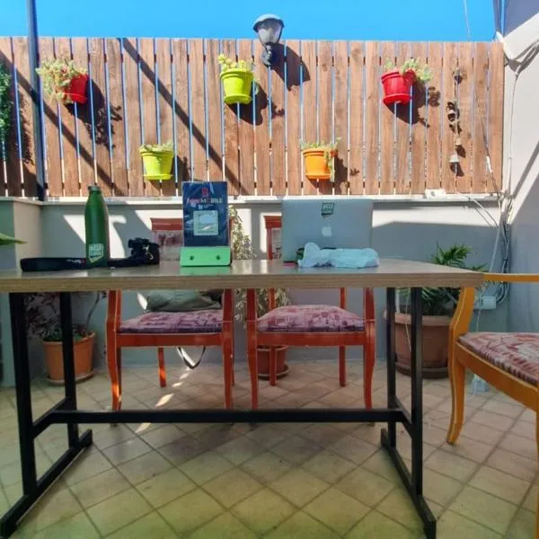 Scodrinon Hostel, hotel v destinaci Shkodër