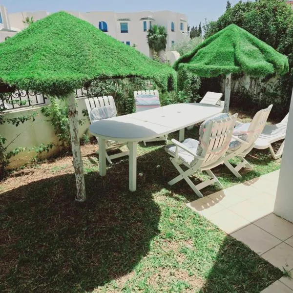 Karray Home Appartement Salon 2 RDC avec Jardin, hotel v destinaci Hammamet