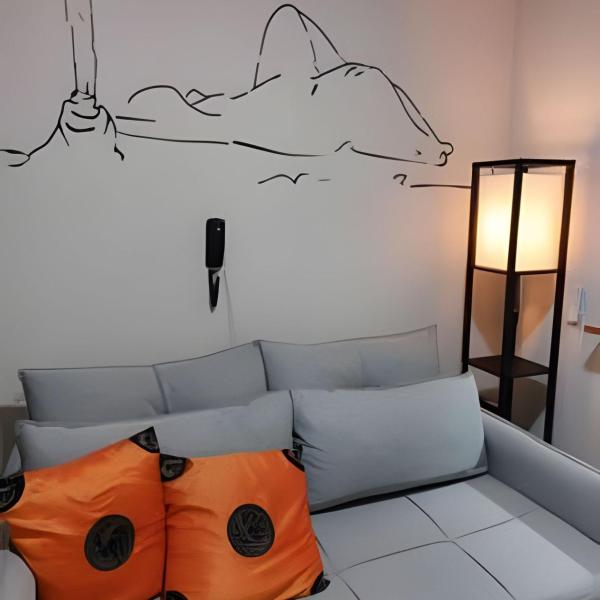 Estilo Copacabana, Praia a 150m, 4 pessoas