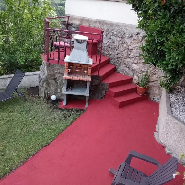 CASA JS, hotel a Ourense