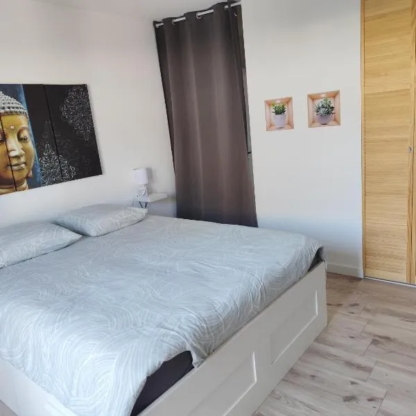 Studio indépendant proche canal du midi – hotel w mieście Homps