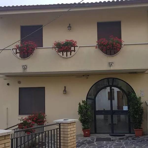 Casa Sandra, hotel Semivicoli városában