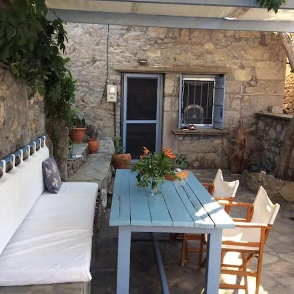 Summer Stoned Maisonette, hotel v destinaci Kondiás