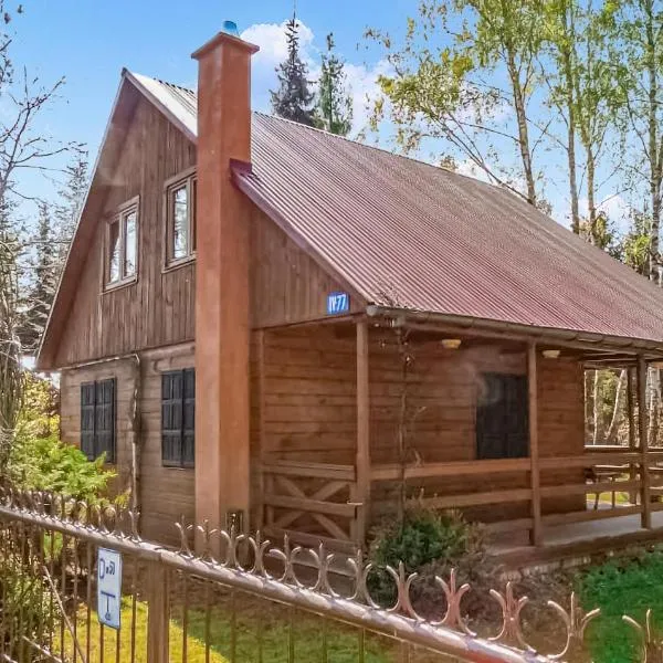 4 Bedroom Cozy Home In Okuninka, hotel in Okuninka