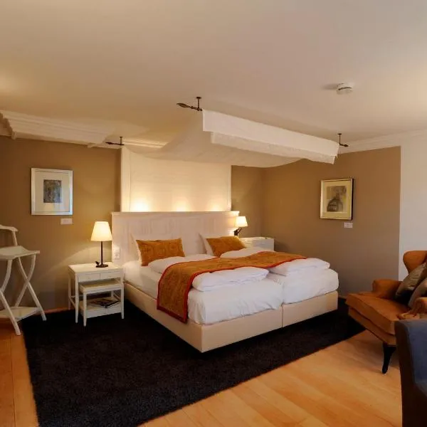 Altes Amtshaus, 3-Sterne Hotel Garni Superior, Hotel in Mulfingen-Ailringen