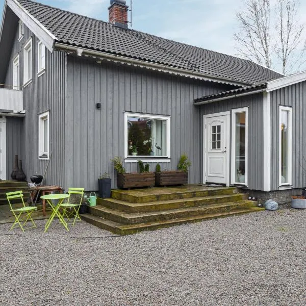 Nice Home In Strömstad With Wifi, hotel in Strömstad