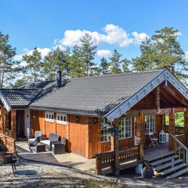 Four-Bedroom Holiday Home In Kornsjo, hotel in Kornsjø