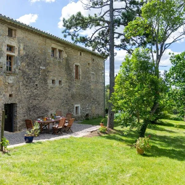 Maison d'Hôtes Mas de la Chadenede – hotel w mieście Lagorce