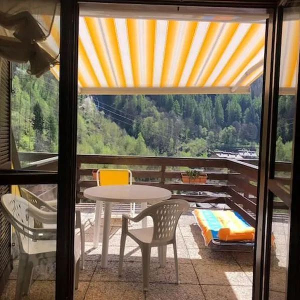 Il Sole di Ester, hotel v destinaci Branzi
