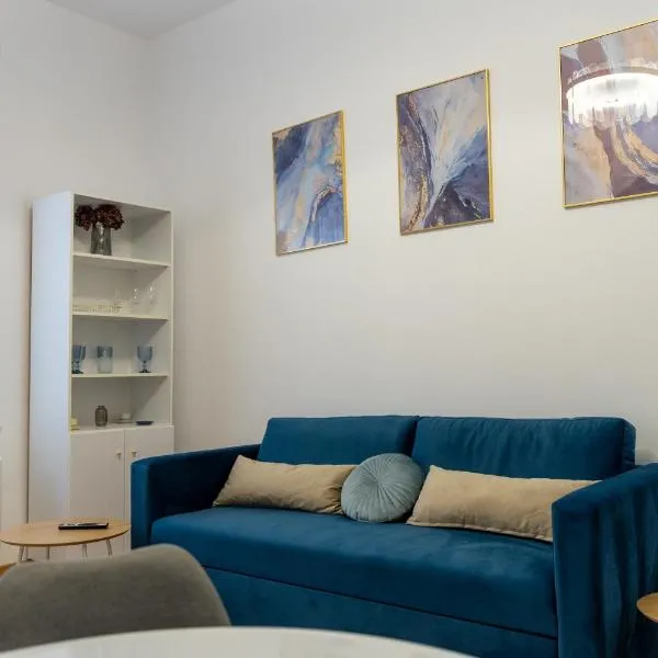 Poema, hotell sihtkohas Oradea
