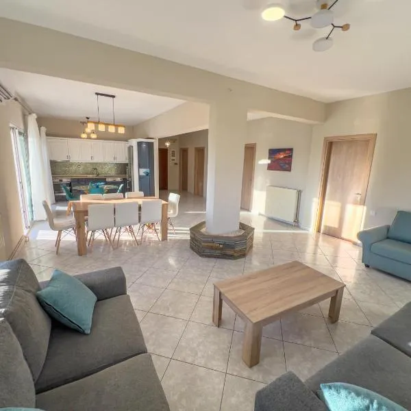 Εolia Central Apartments, hotel in Skala Kallirakhis