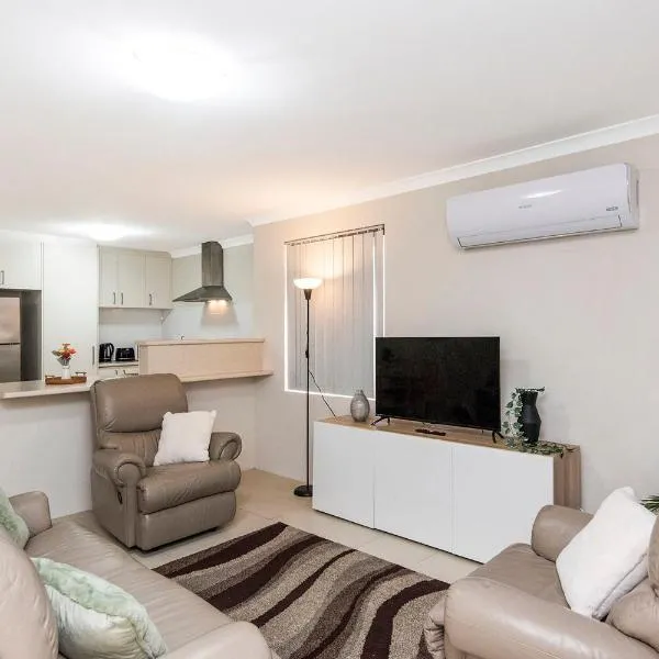 Serene Oasis - 3 Bedroom Getaway، فندق في بيرث