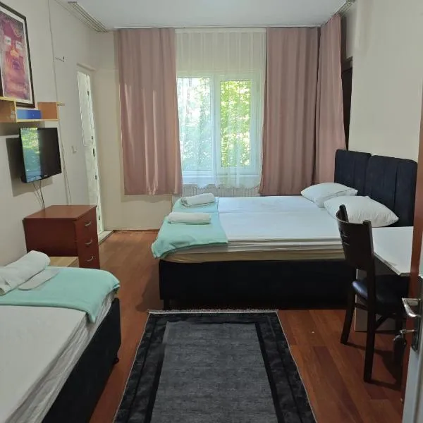 Dunya Pansiyon, hotel v destinaci Çanakkale