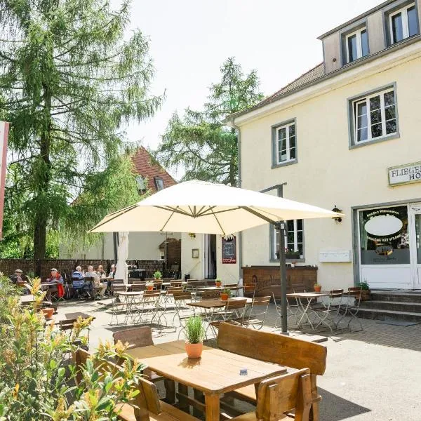 Fliegerhorst, hotel u Dresdenu