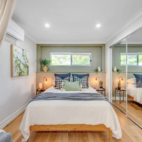 Comfort Cove - quiet luxury with full kitchen, hotel in Brisbane