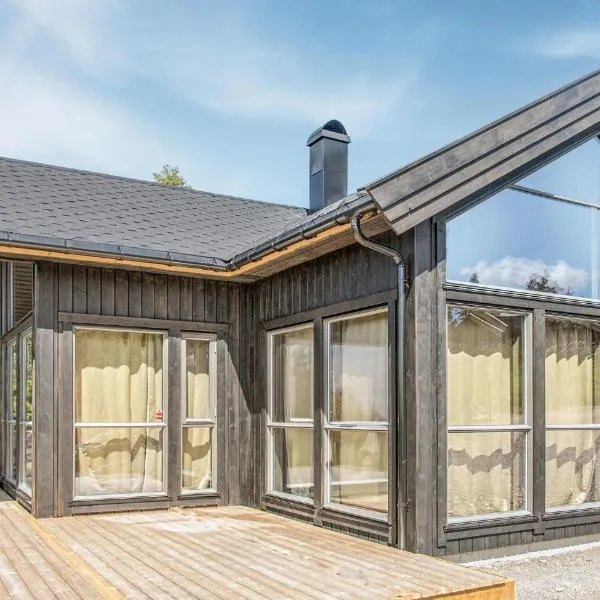Awesome Home In Rena With Wifi, hotel in Rena
