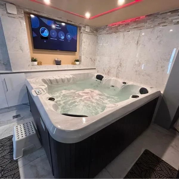 Spa Jacuzzi Moon White, hotel en Vaudherland